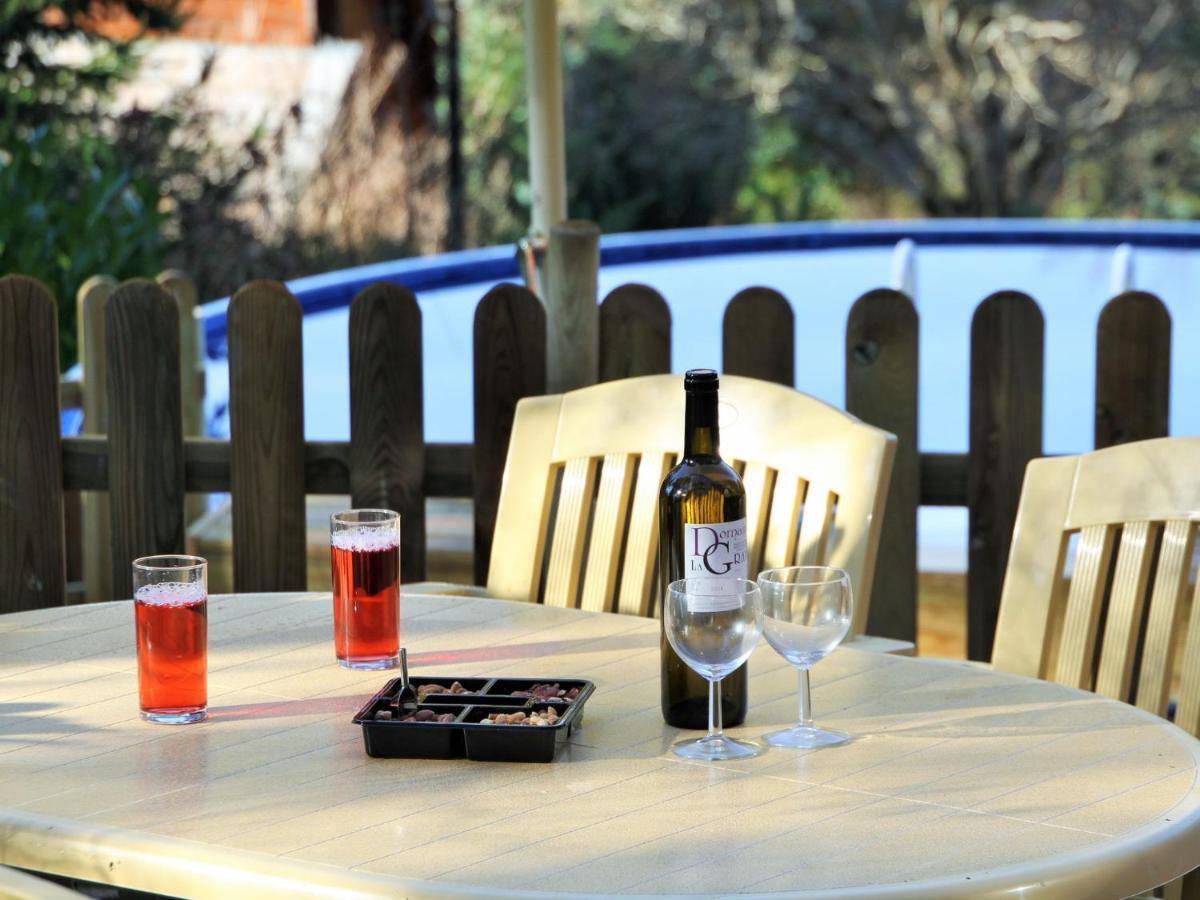 Pretty Chalet In Beaulieu With Private Pool Luaran gambar
